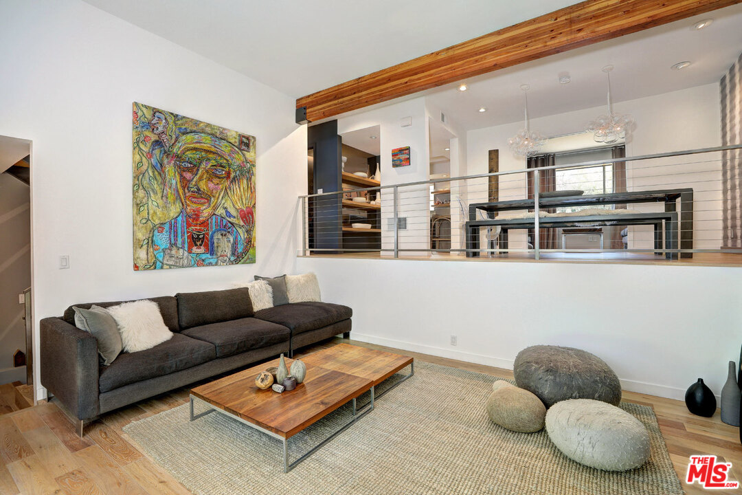 828 19th Street, Unit C Santa Monica, CA 90403 - Photo 2 of 29