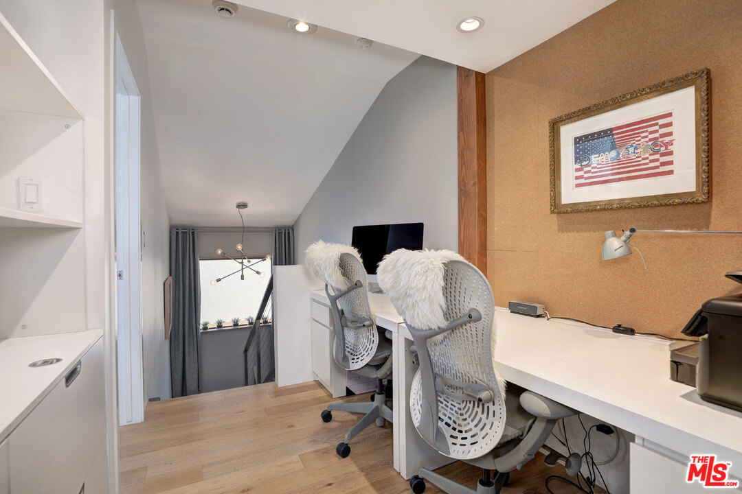 828 19th Street, Unit C Santa Monica, CA 90403 - Photo 24 of 29