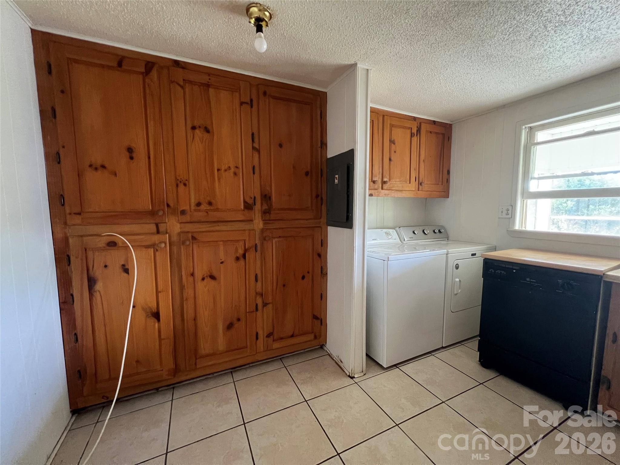 4405 Maple Creek Road Rutherfordton, NC 28139 - Photo 13 of 32 a utility room with dryer and washer