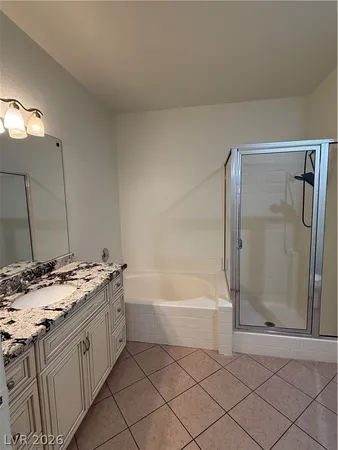 $1,800 | 855 North Stephanie Street, Unit 813, Henderson, NV 89014