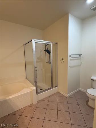 $1,800 | 855 North Stephanie Street, Unit 813, Henderson, NV 89014