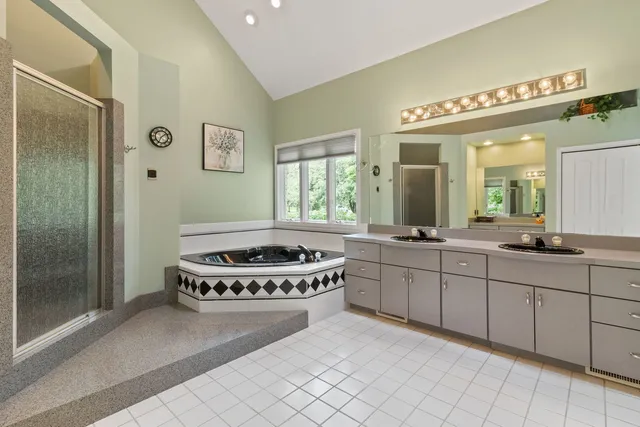 $600,000 | 24412 West Park River Lane, Shorewood, IL 60404