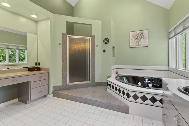 $600,000 | 24412 West Park River Lane, Shorewood, IL 60404