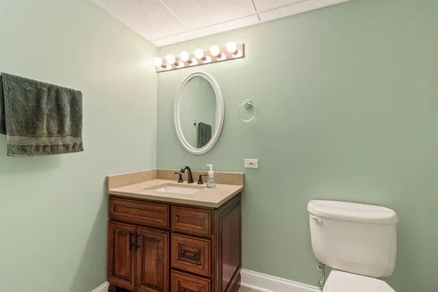 $600,000 | 24412 West Park River Lane, Shorewood, IL 60404