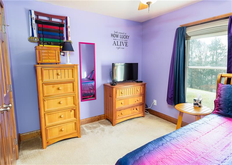 208 Howard Road Sewickley, PA 15143 - Photo 11 of 25