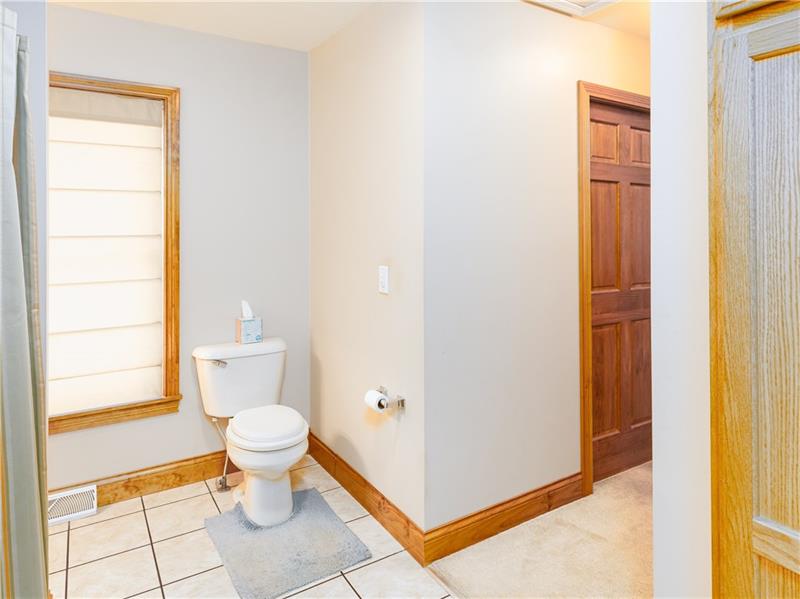 208 Howard Road Sewickley, PA 15143 - Photo 16 of 25