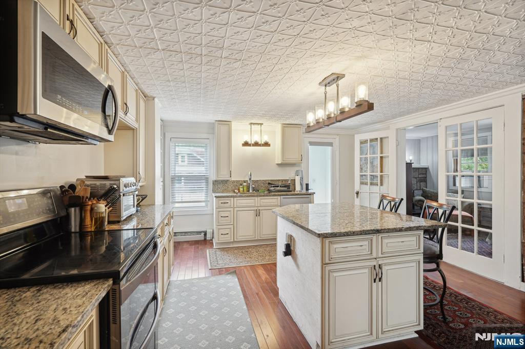716 Glen Road Sparta, NJ 07871 - Photo 8 of 38