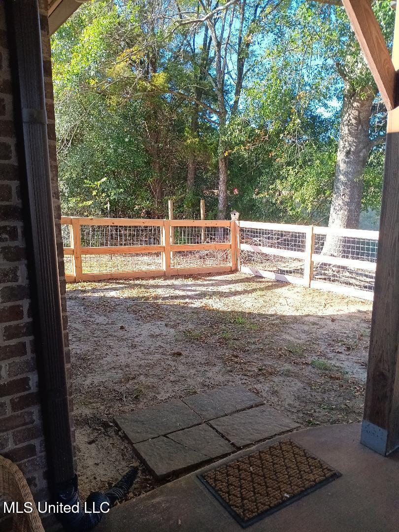 312 Alicetowne Landing Brandon, MS 39047 - Photo 47 of 48 Backyard 5