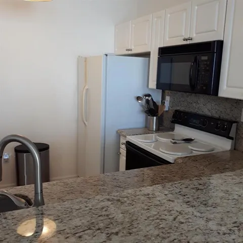 $350,000 | 520 Southeast 5th Avenue, Unit 3704, Fort Lauderdale, FL 33301