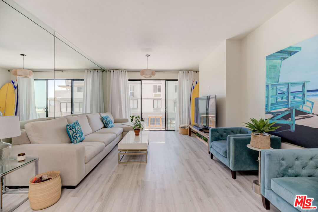 1 Northstar Street, Unit 103 Marina del Rey, CA 90292 - Photo 1 of 18