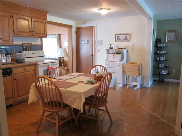 34 Redden Road Springfield, MA 01119 - Photo 3 of 20 a dining room with furniture and wooden floor