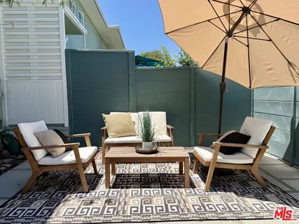 $499,000 | 5441 Village Green, Los Angeles, CA 90016