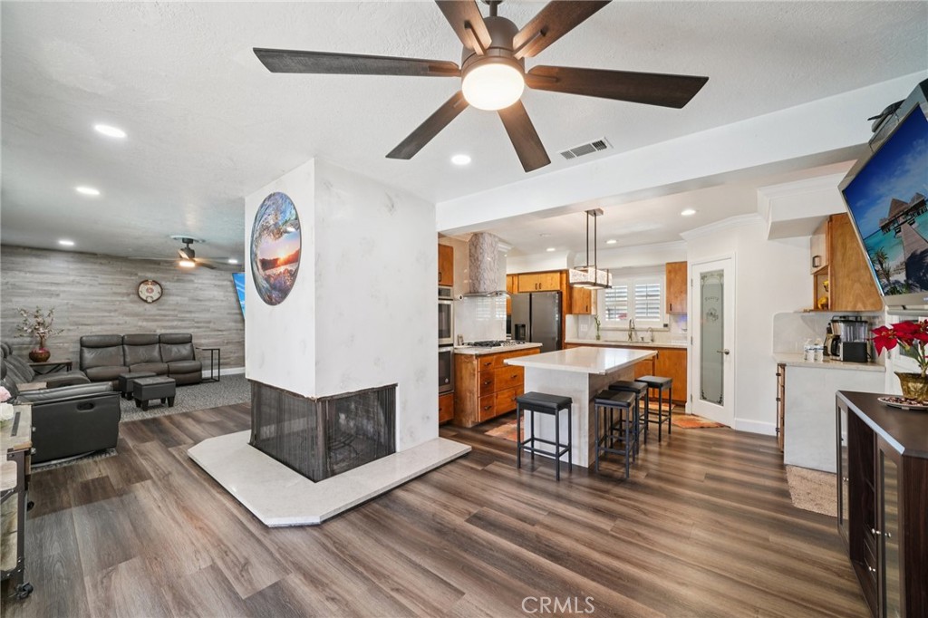 901 North Acacia Avenue Rialto, CA 92376 - Photo 11 of 61