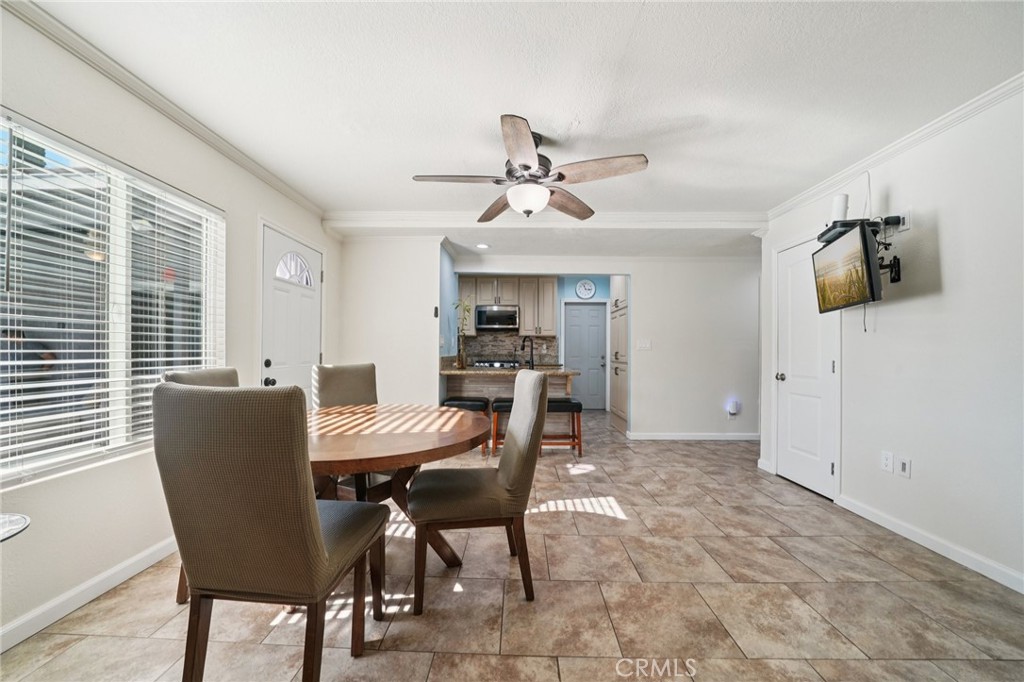 901 North Acacia Avenue Rialto, CA 92376 - Photo 13 of 61