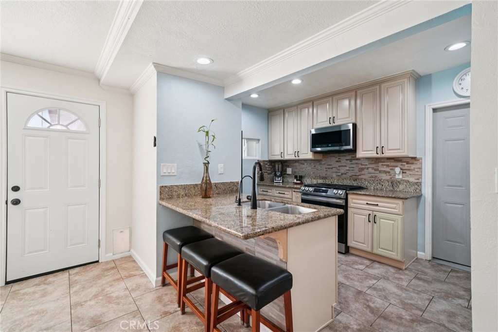 901 North Acacia Avenue Rialto, CA 92376 - Photo 19 of 61