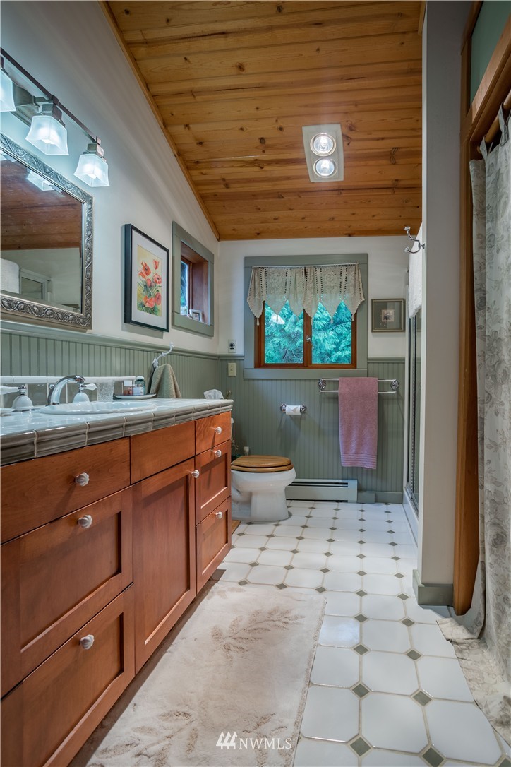 6022 Bell Creek Road Deming, WA 98244 - Photo 16 of 24 Gallery Image 16