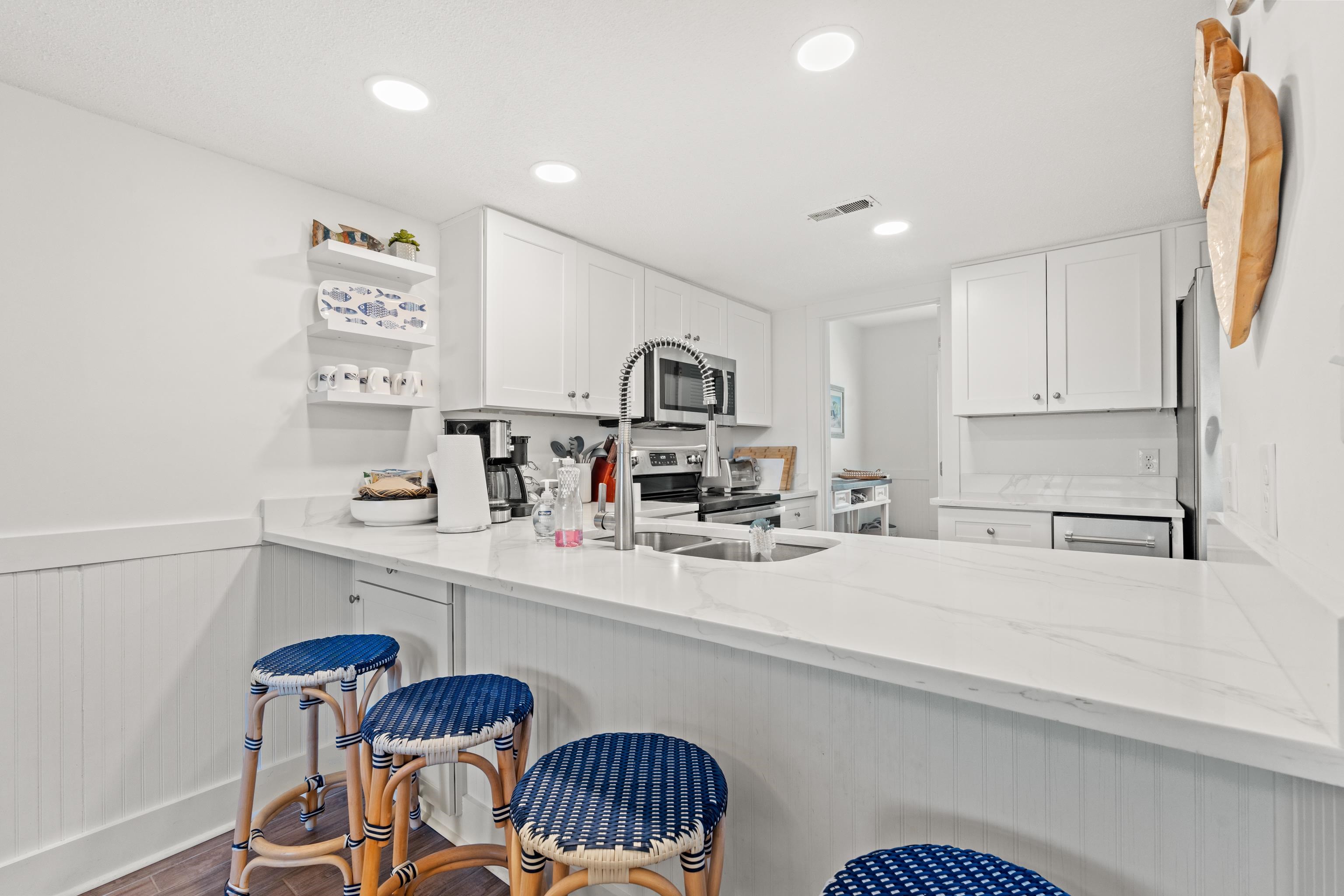 58 Inlet Point Drive Pawleys Island, SC 29585 - Photo 11 of 41