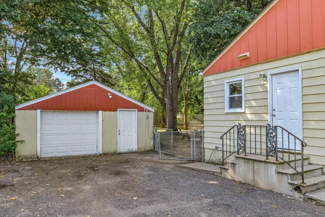 $275,000 | 6329 47th Avenue North, Crystal, MN 55428