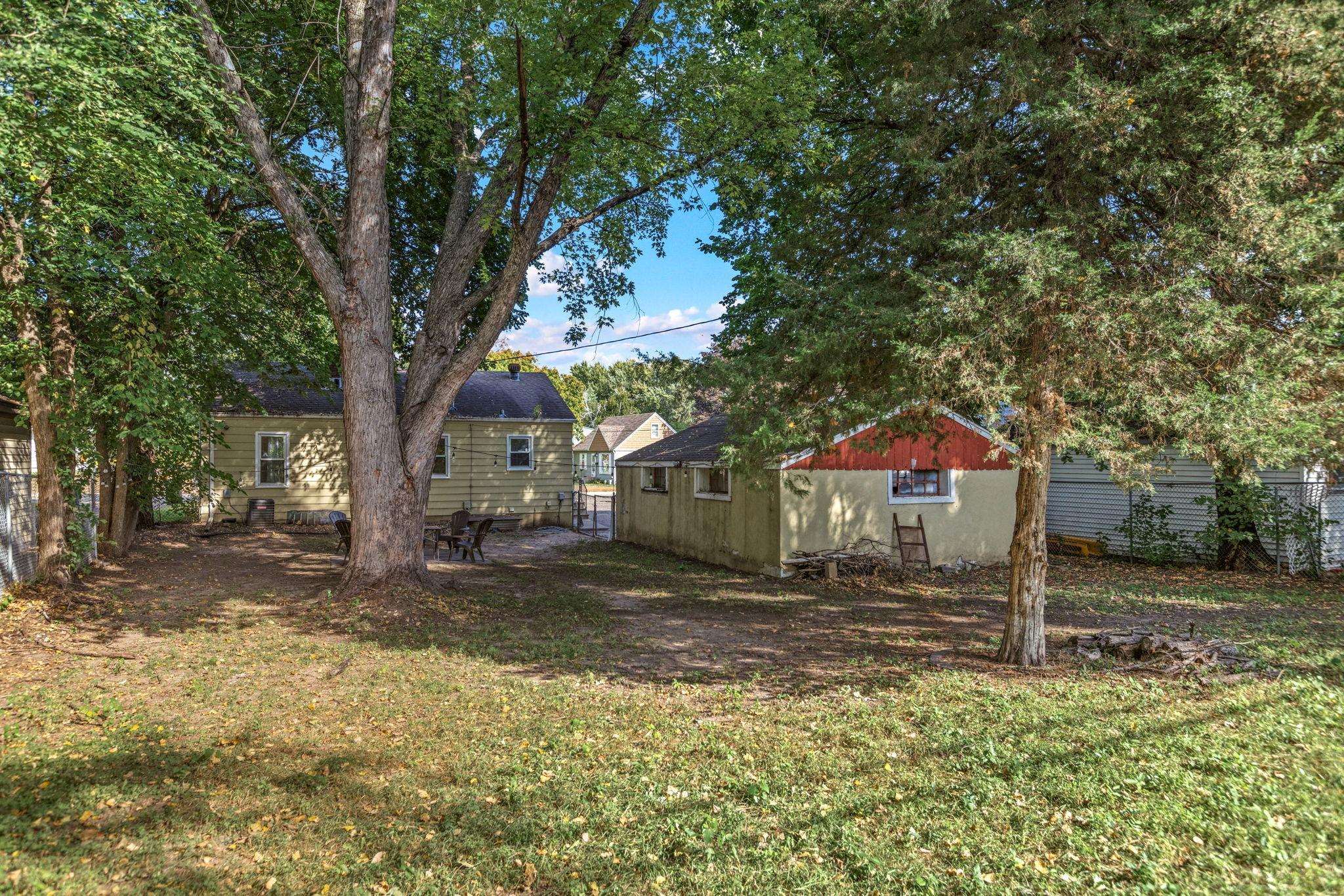 6329 47th Avenue North Crystal, MN 55428 - Photo 35 of 43