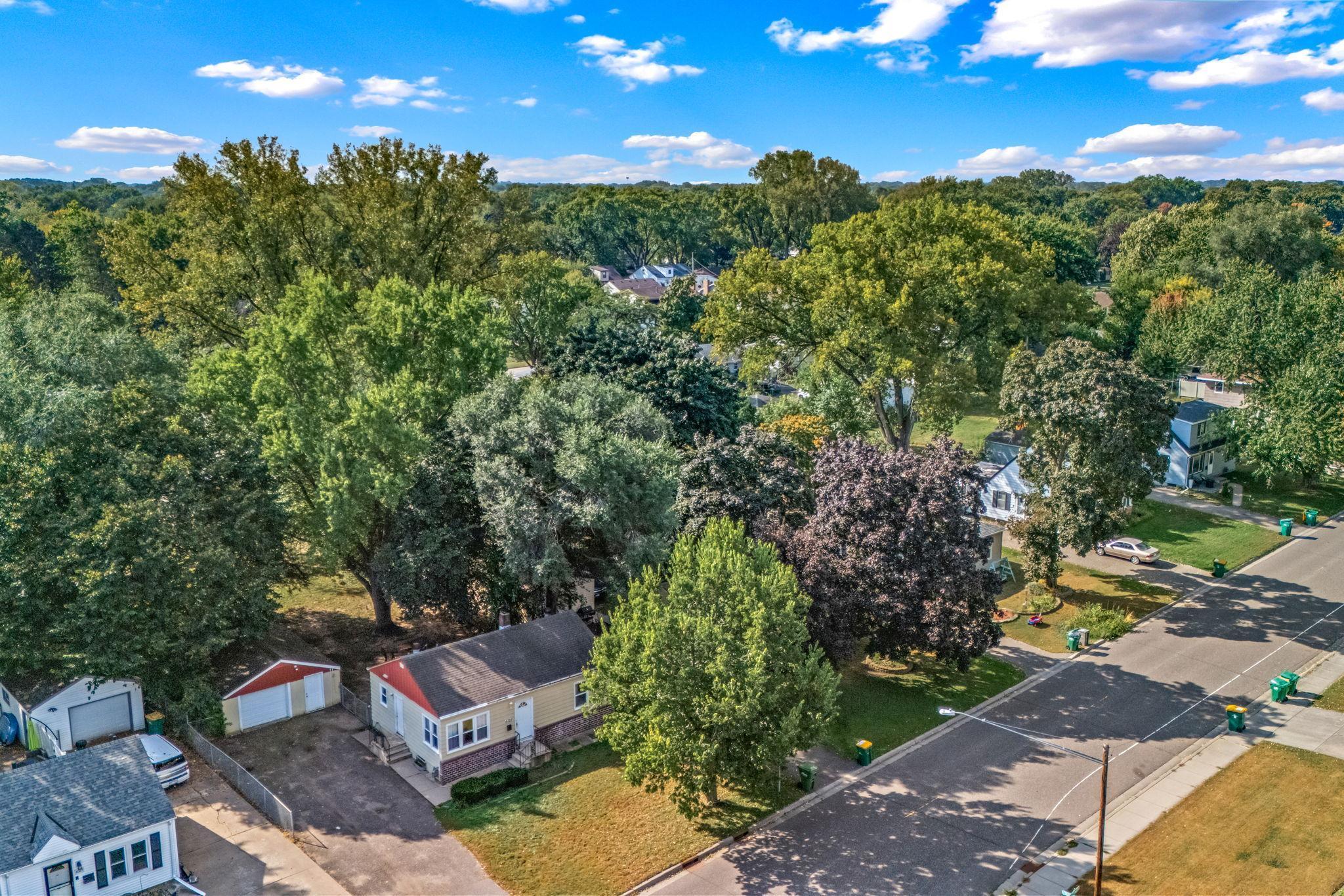 6329 47th Avenue North Crystal, MN 55428 - Photo 37 of 43