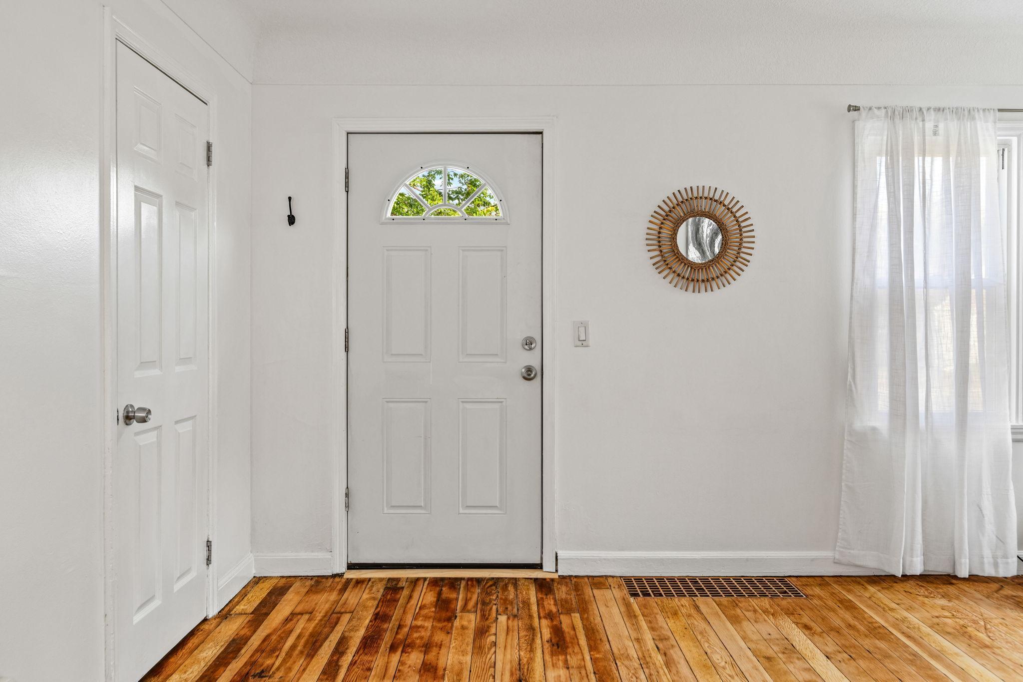 6329 47th Avenue North Crystal, MN 55428 - Photo 4 of 43