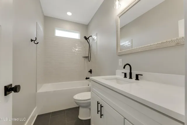 $560,000 | 44 Fiber Street, Bay St. Louis, MS 39520