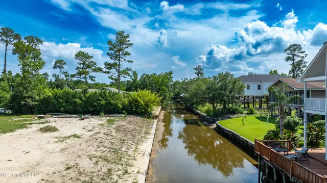 $560,000 | 44 Fiber Street, Bay St. Louis, MS 39520