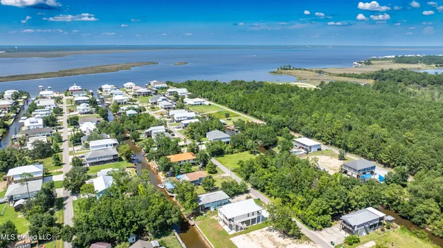 $560,000 | 44 Fiber Street, Bay St. Louis, MS 39520