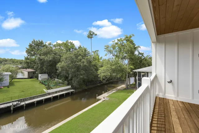 $560,000 | 44 Fiber Street, Bay St. Louis, MS 39520