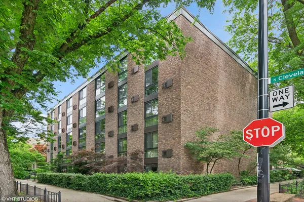 $1,750 | 2201 North Cleveland Avenue, Unit 502, Chicago, IL 60614