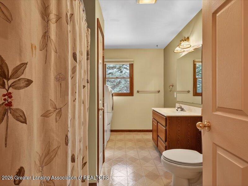 1160 North State Road Belding, MI 48809 - Photo 24 of 77 24-1160-N-State-Rd-Belding-Windowstill