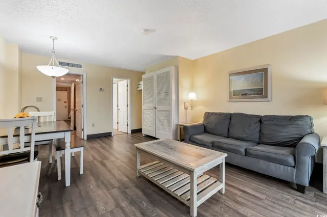 $165,000 | 210 75th Avenue North, Unit 4032, Myrtle Beach, SC 29572