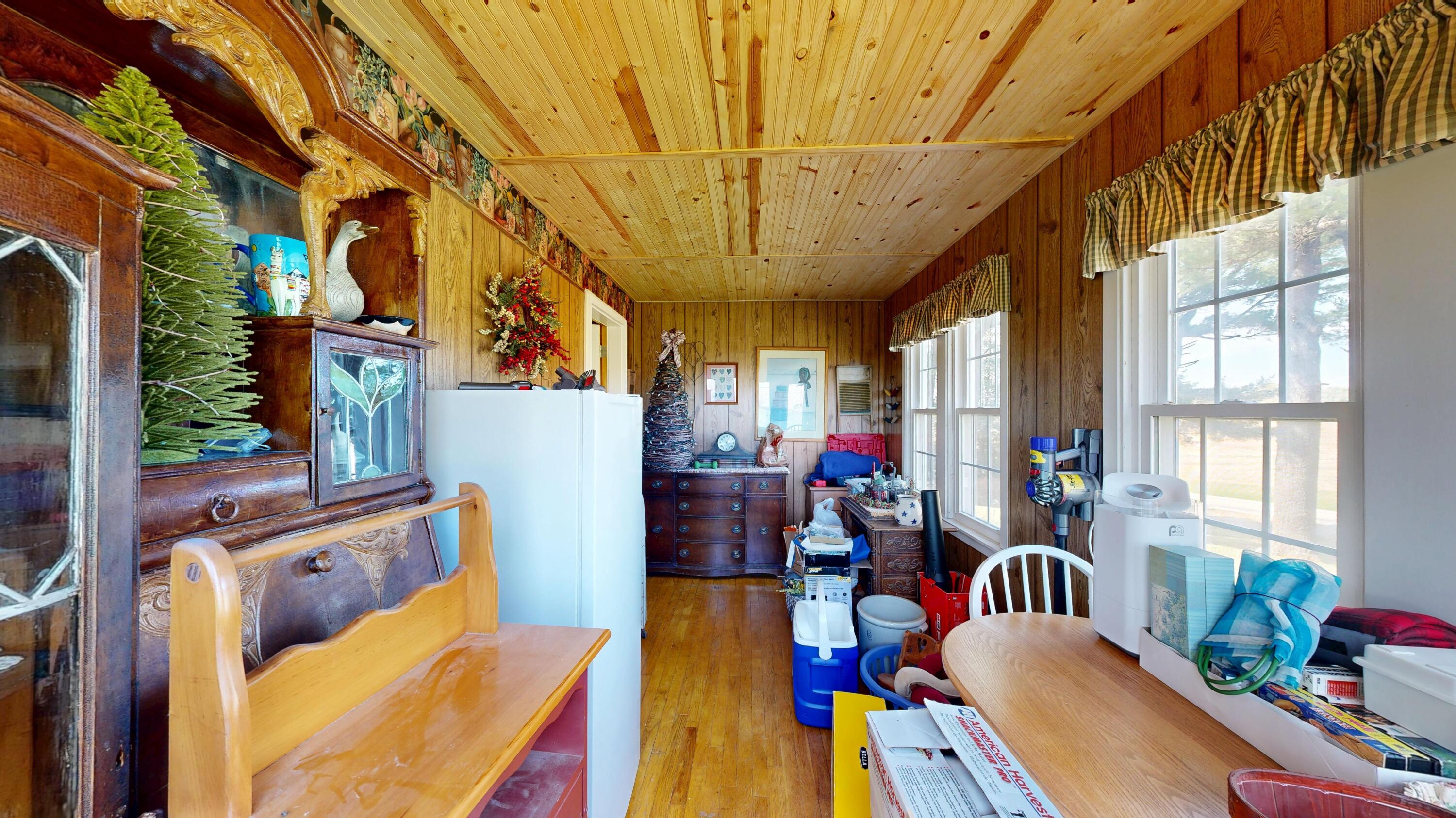 E6993 County Rd Y Viroqua, WI 54665 - Photo 11 of 51 Porch