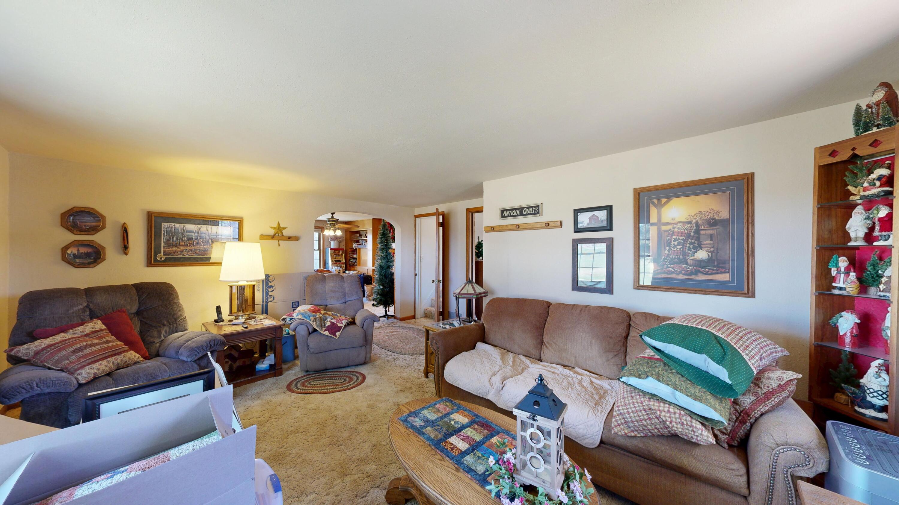 E6993 County Rd Y Viroqua, WI 54665 - Photo 14 of 51 Living Room