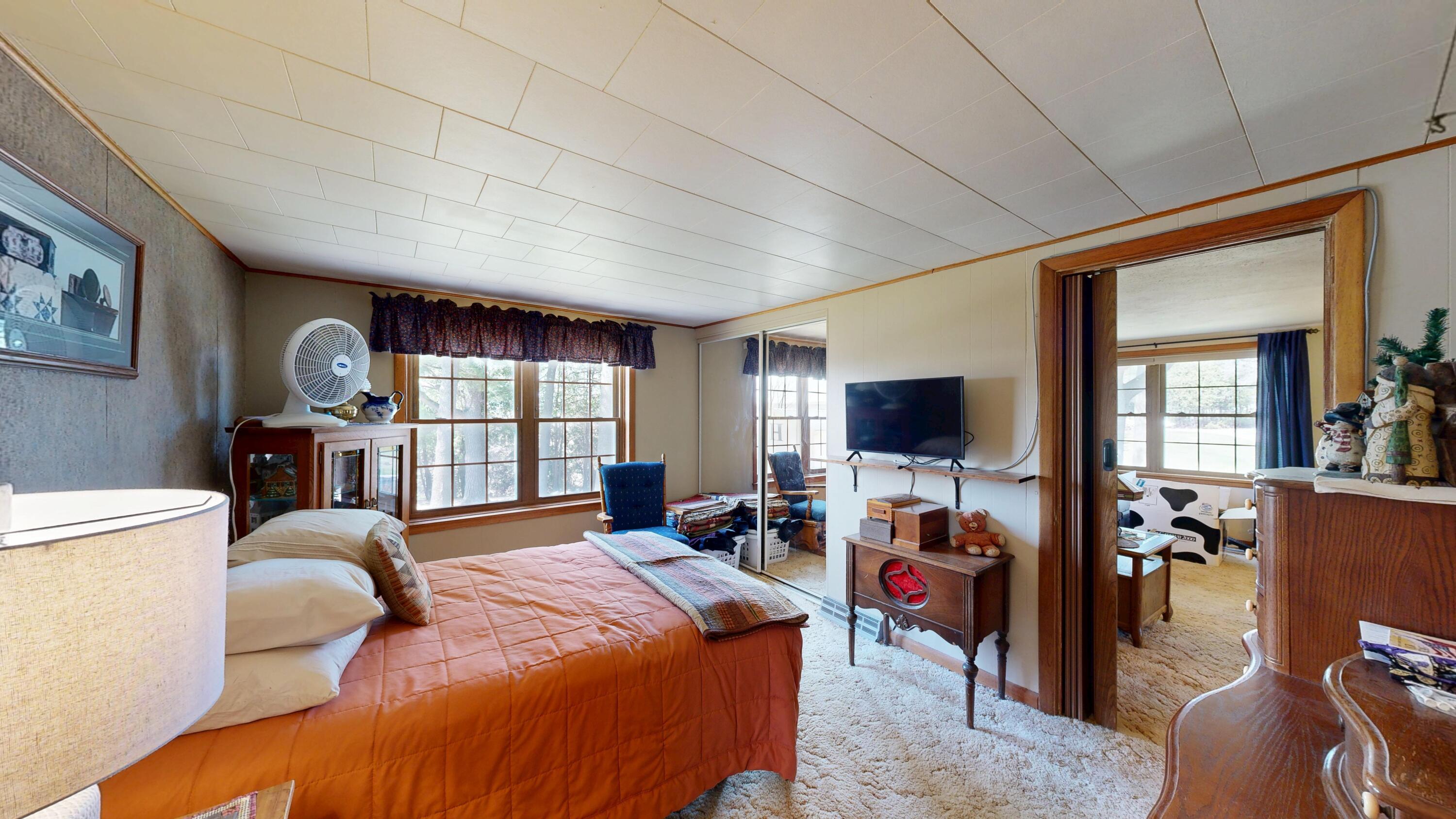 E6993 County Rd Y Viroqua, WI 54665 - Photo 15 of 51 Primary Bedroom