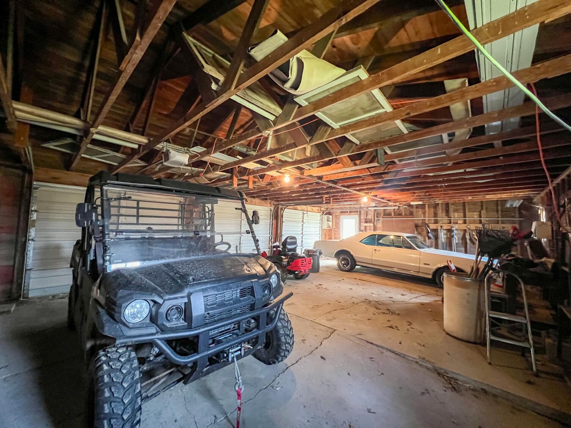 E6993 County Rd Y Viroqua, WI 54665 - Photo 35 of 51 Garage