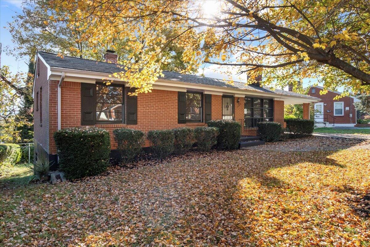 4209 Oliver Road Northeast, Roanoke, VA 24012 Compass