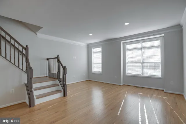 $665,000 | 43180 Loudoun Reserve Drive, Ashburn, VA 20148