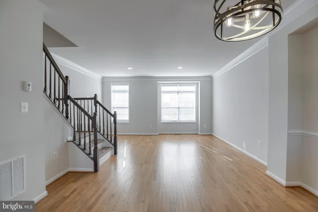 $665,000 | 43180 Loudoun Reserve Drive, Ashburn, VA 20148