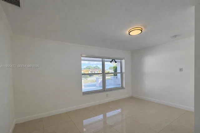 $3,500 | 710 Northwest 78th Avenue, Pembroke Pines, FL 33024