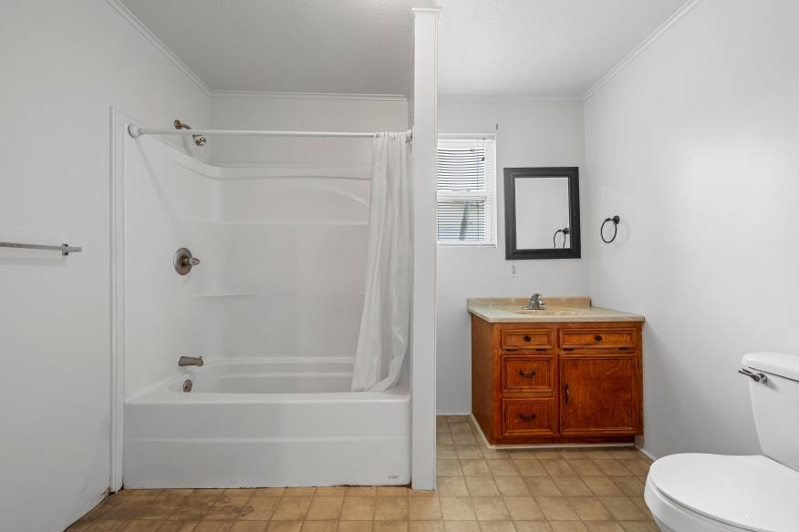 400 East Travis Street Mexia, TX 76667 - Photo 16 of 17