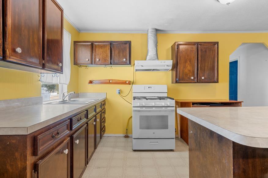 400 East Travis Street Mexia, TX 76667 - Photo 7 of 17