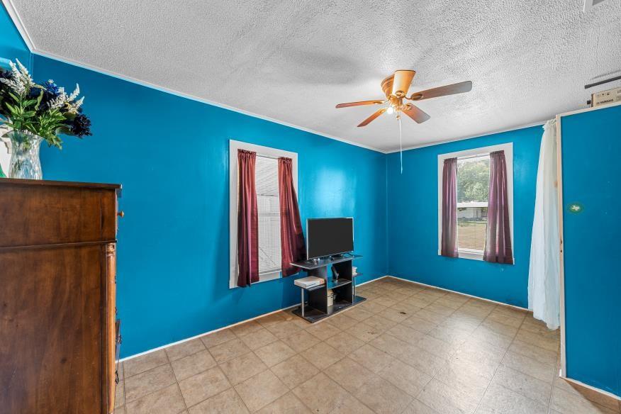 400 East Travis Street Mexia, TX 76667 - Photo 8 of 17