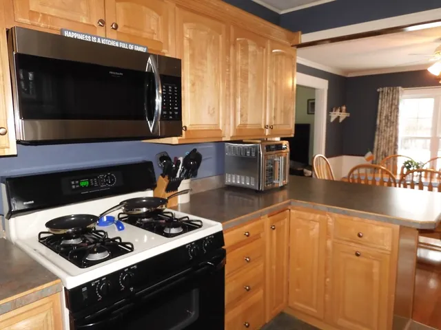 $579,900 | 160 1/2 East Street, Methuen, MA 01844