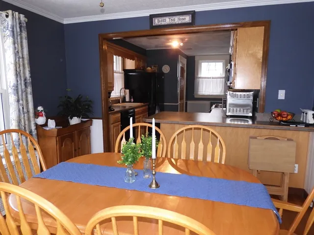 $579,900 | 160 1/2 East Street, Methuen, MA 01844