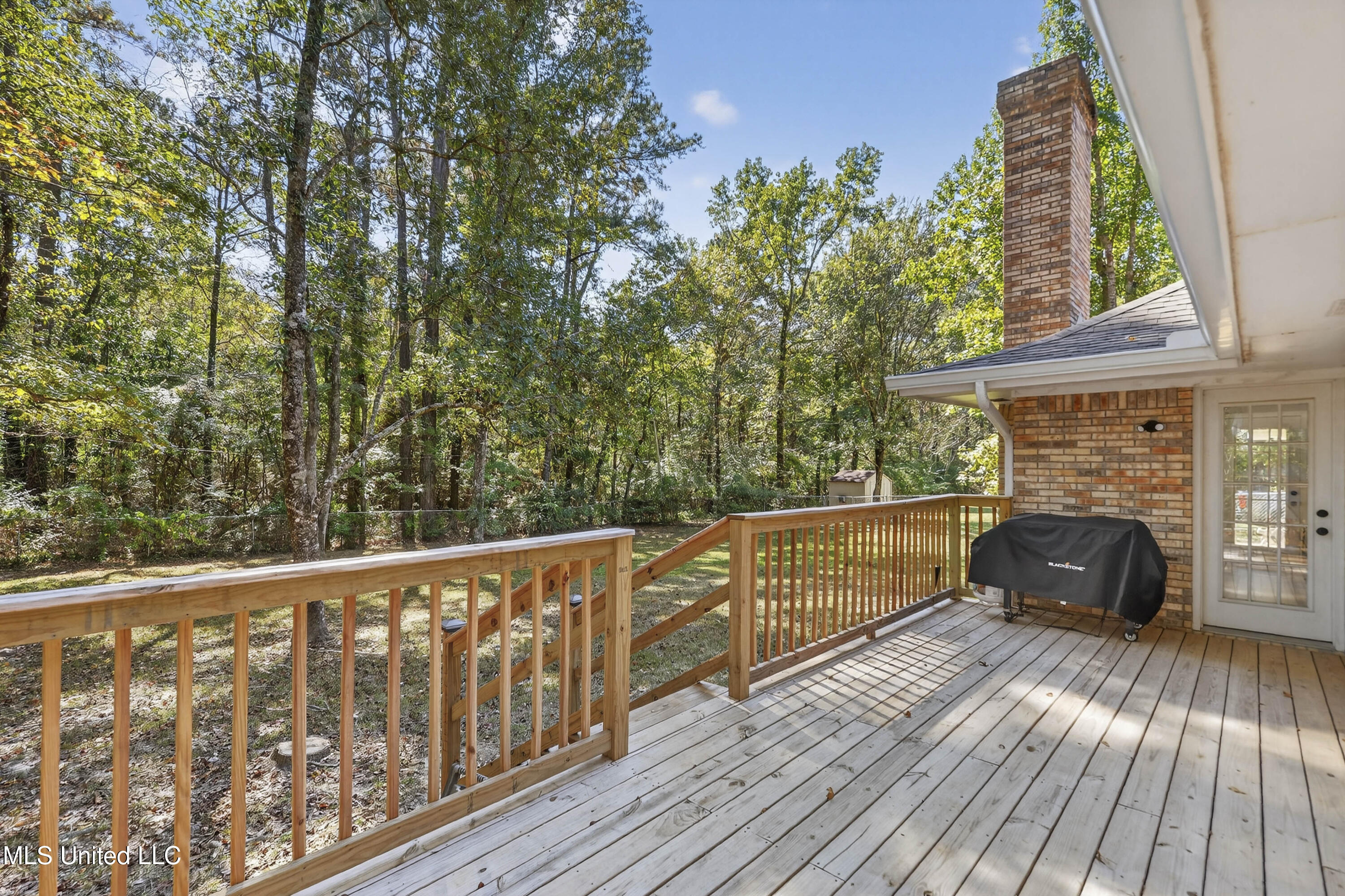 2500 Tearose Lane Moss Point, MS 39562 - Photo 24 of 30 025