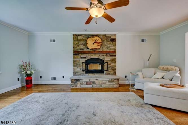 185 Alpine Trail Sparta, NJ 07871 - Photo 11 of 36