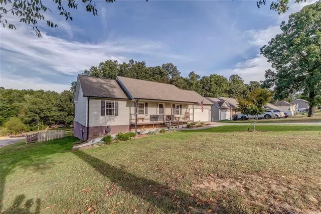 $299,999 | 300 Brody Drive Northeast, Resaca, GA 30735