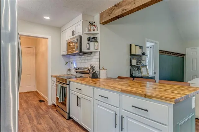 $299,999 | 300 Brody Drive Northeast, Resaca, GA 30735