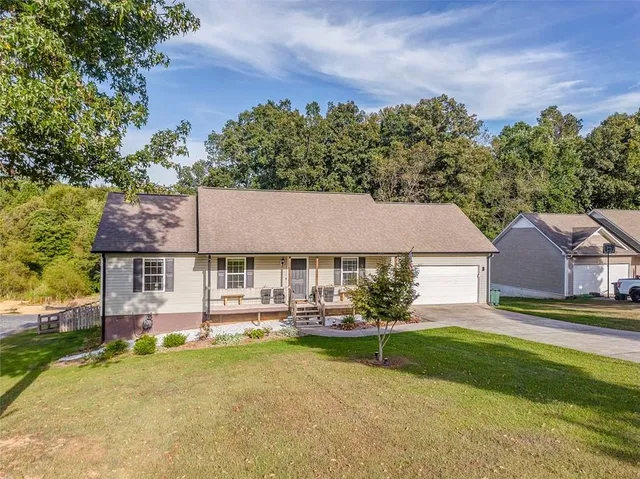 $299,999 | 300 Brody Drive Northeast, Resaca, GA 30735